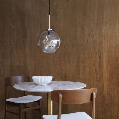 Suspension en verre ambre et laiton d30