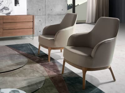 Fauteuil en similicuir gris taupe