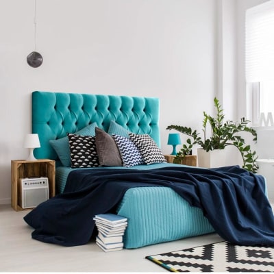 Tête de lit basse matelassée turquoise, lit 135 cm, 145x60 cm