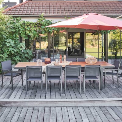Ensemble table de jardin avec 8 chaises et 2 fauteuils bois