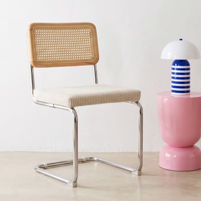 Lot de 2 chaises en cannage velours côtelé beige et métal chromé