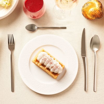 Assiette à dessert en porcelaine blanc
