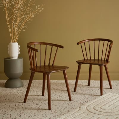 Lot de 2 chaises noyer à barreaux en bois et contreplaqué