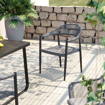 Chaise de jardin en polyéthylène gris et acier noir