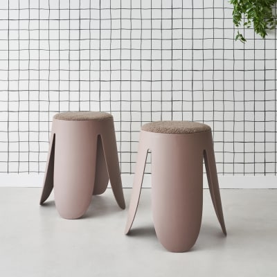 Set de 2 tabourets empilables marrons, bouclette texturée