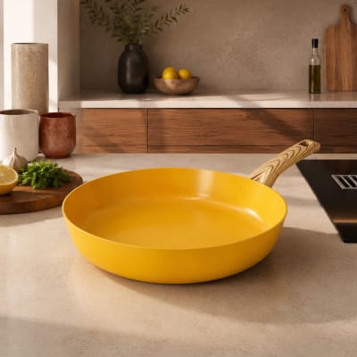 Poêle 28cm avec revêtement céramique jaune - tous feux