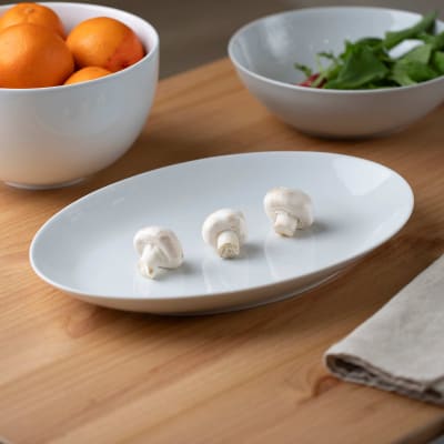 Plat ovale en porcelaine blanc