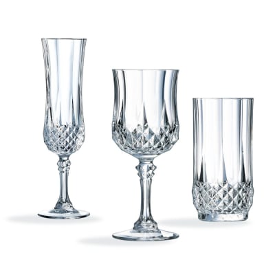 Ensemble 18 pièces, verres à pied et verres
