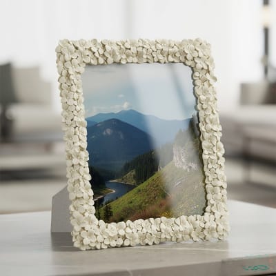 Cadre en résine beige avec petites fleurs 26,5x2x31,5 cm