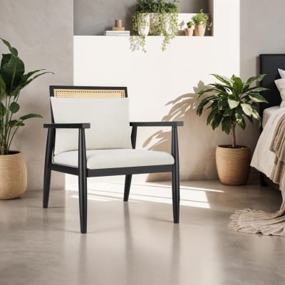 Fauteuil lounge avec cannage viennois et coussin blanc