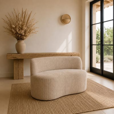 Canapé en tissu bouclette beige et structure en bois 2 places