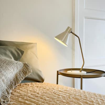 Lampe à poser en métal crème blanc / laiton