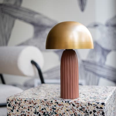 Lampe en métal terracotta et doré
