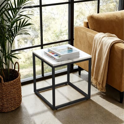 Table d'appoint aspect marbre carrée réglable en hauteur noir et blanc