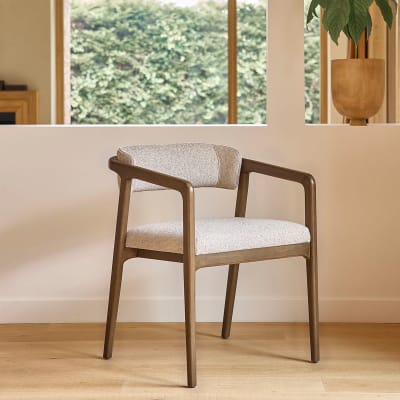 Chaise bois massif et tissu texturé beige chiné