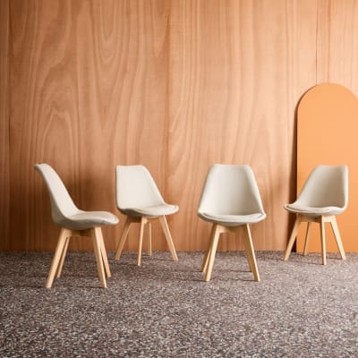 Lot de 4 chaises scandinaves revêtement tissu taupe