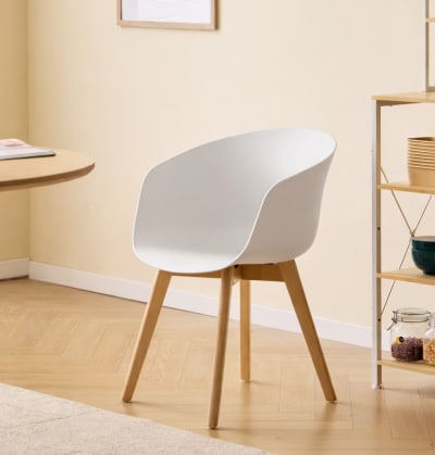 Chaise de salle à manger scandinave en polypropylène blanc