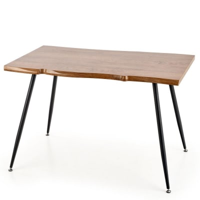 Table de salle à manger avec plateau aspect chêne et pieds en acier