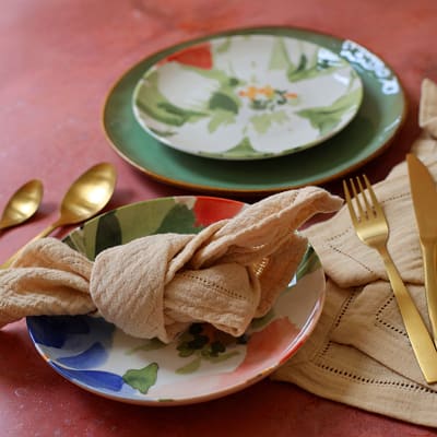 Service de table 36 pièces en porcelaine floral