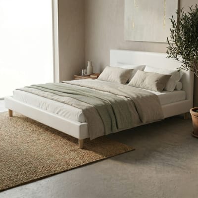 Lit en simili cuir blanc avec tête de lit 140x190cm