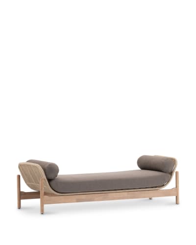 Chaise longue en bois et corde marron