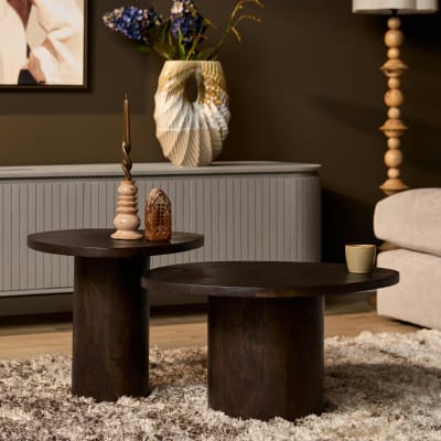 Table basse design organique en bois foncé (lot de 2)