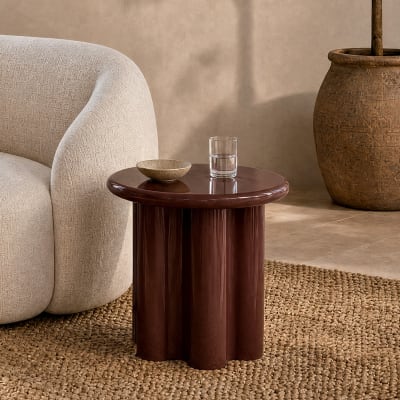 Table d'appoint laquée rouge lie de vin, d50 cm