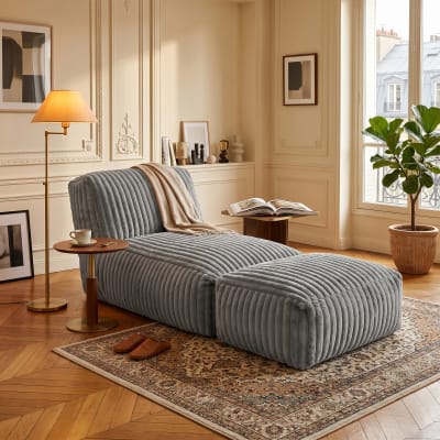 Méridienne capitonnée en flanelle gris claire, chaise longue