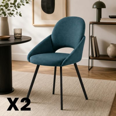 Chaise bleue à accoudoirs intégrés (x2)