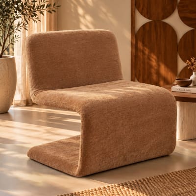 Fauteuil en tissu chenille beige poudré